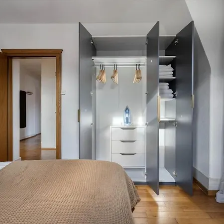 Azure Apartamento *