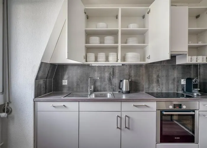 Azure - Free Parking * Zurigo